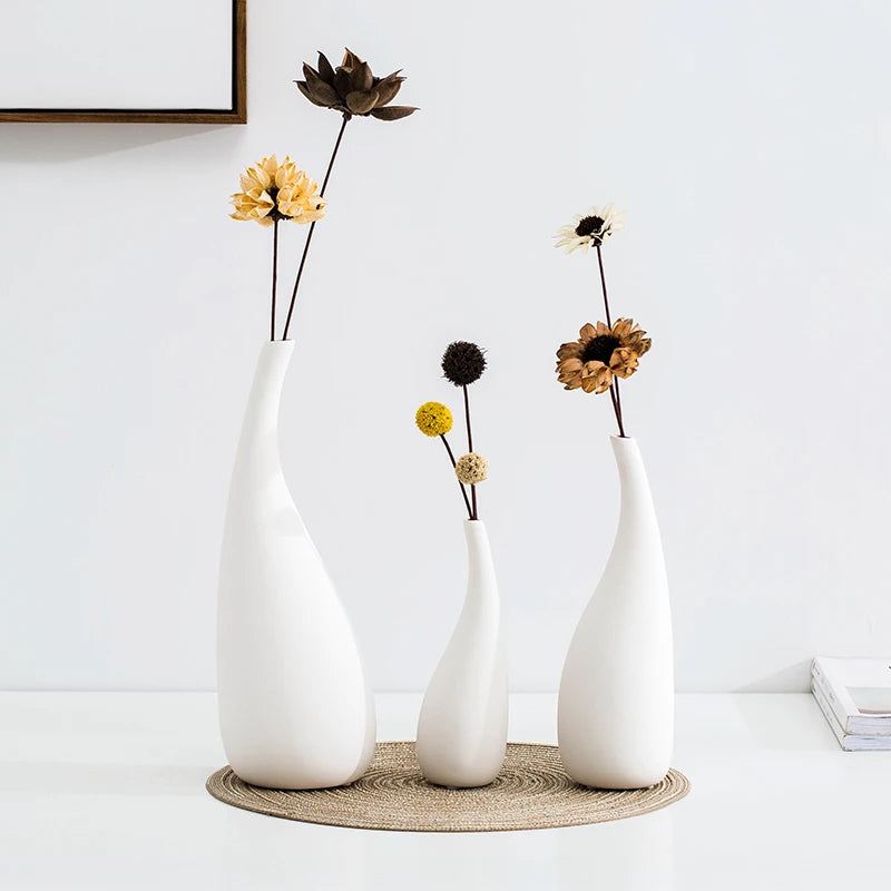 SCULPTURA Ceramic Vase