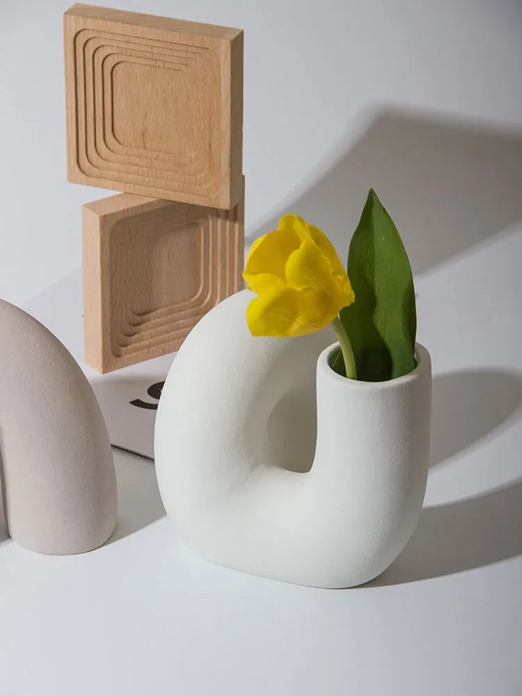 ARCHAVEN Vase