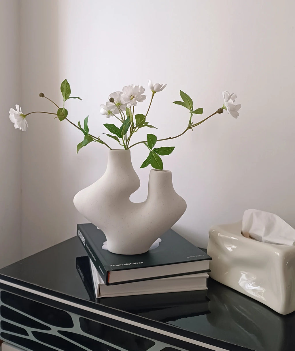 ViLORA Vase