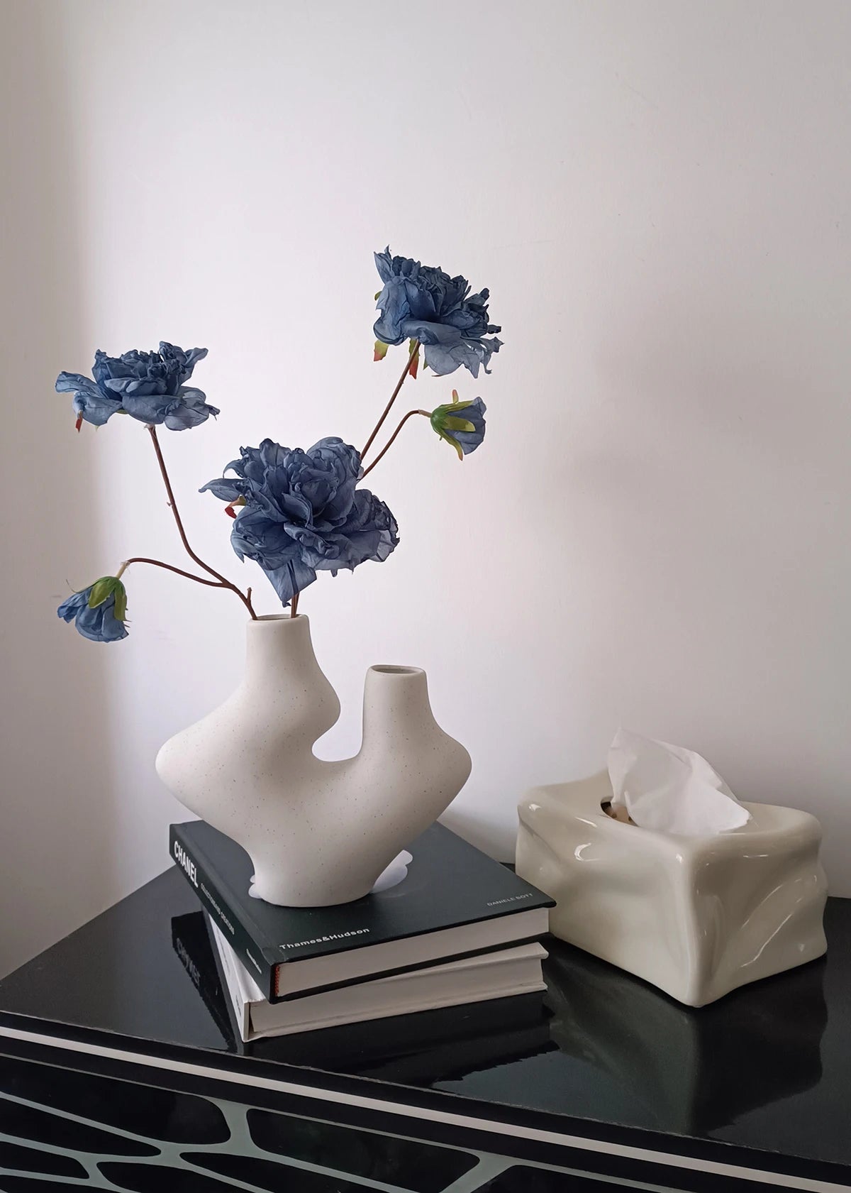 ViLORA Vase